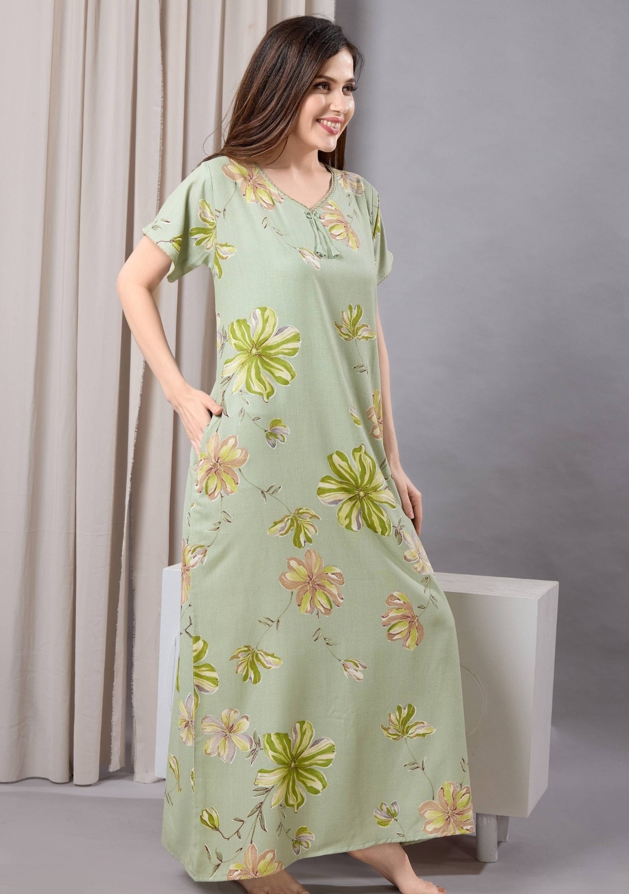Daisy Mint Green Floral Tie-Neck Nightgown