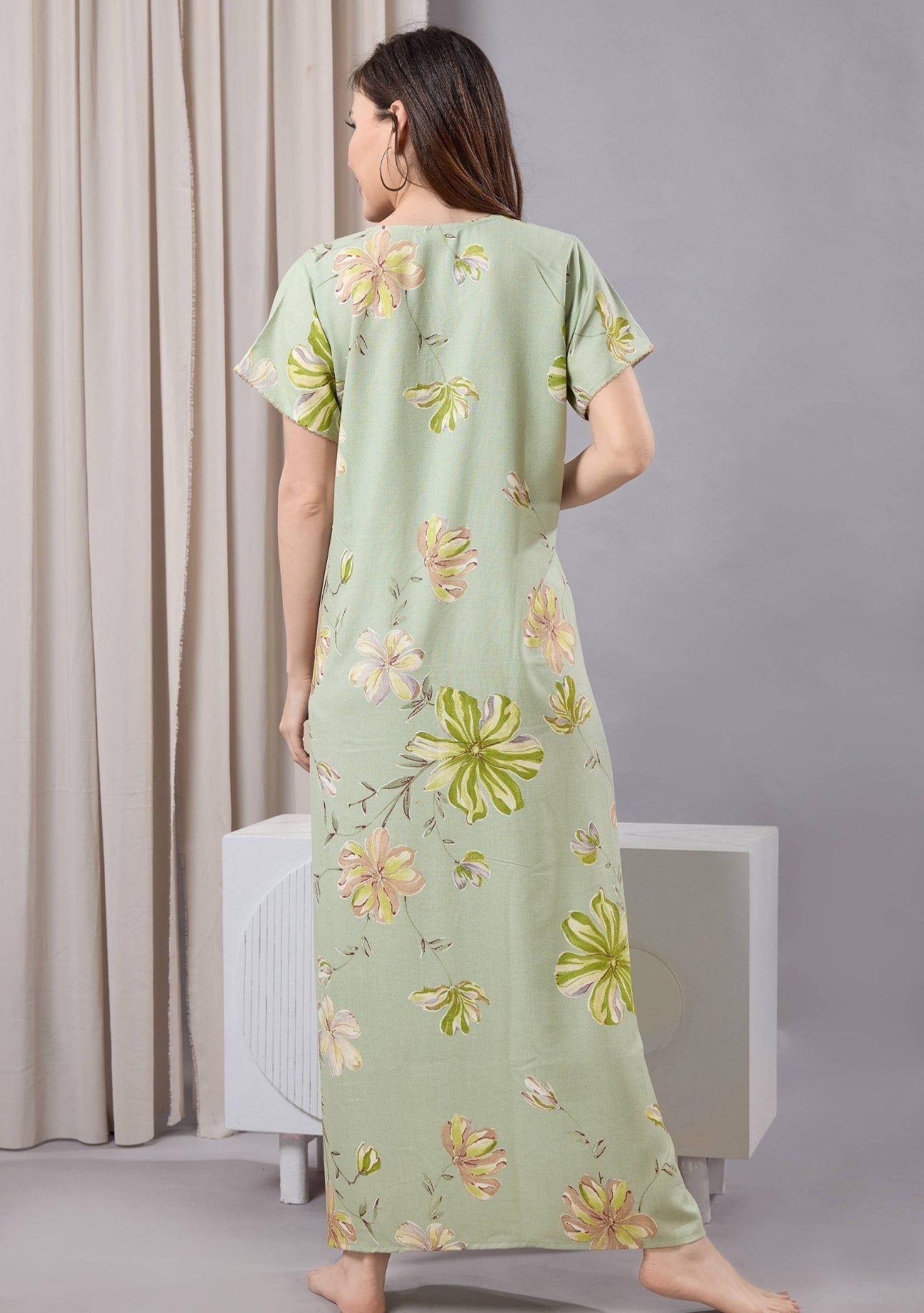 Daisy Mint Green Floral Tie-Neck Nightgown